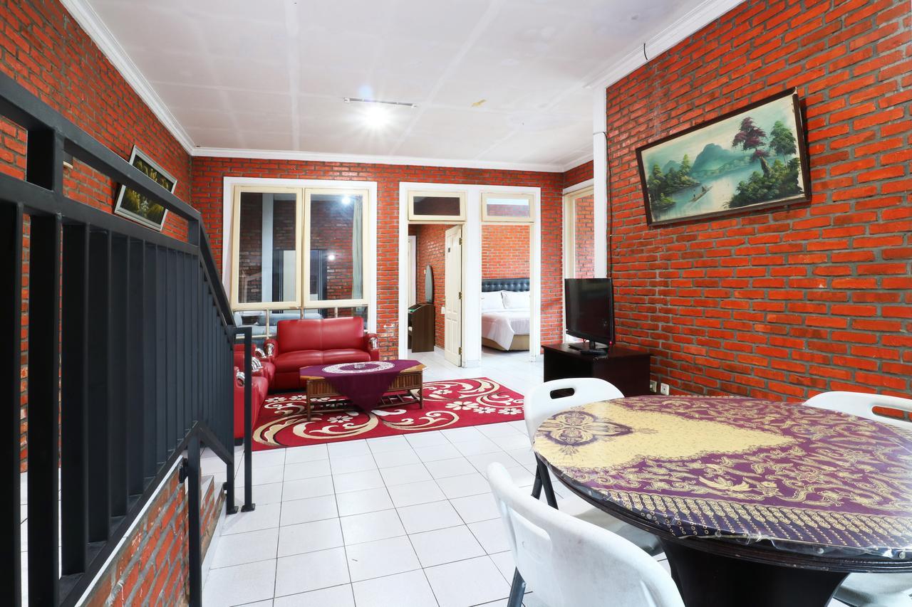 Villa Madani Paragajen Экстерьер фото