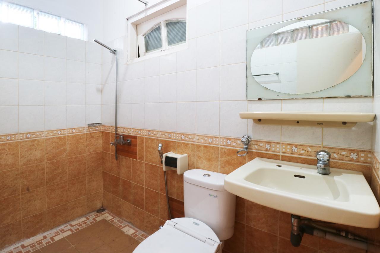 Villa Madani Paragajen Экстерьер фото