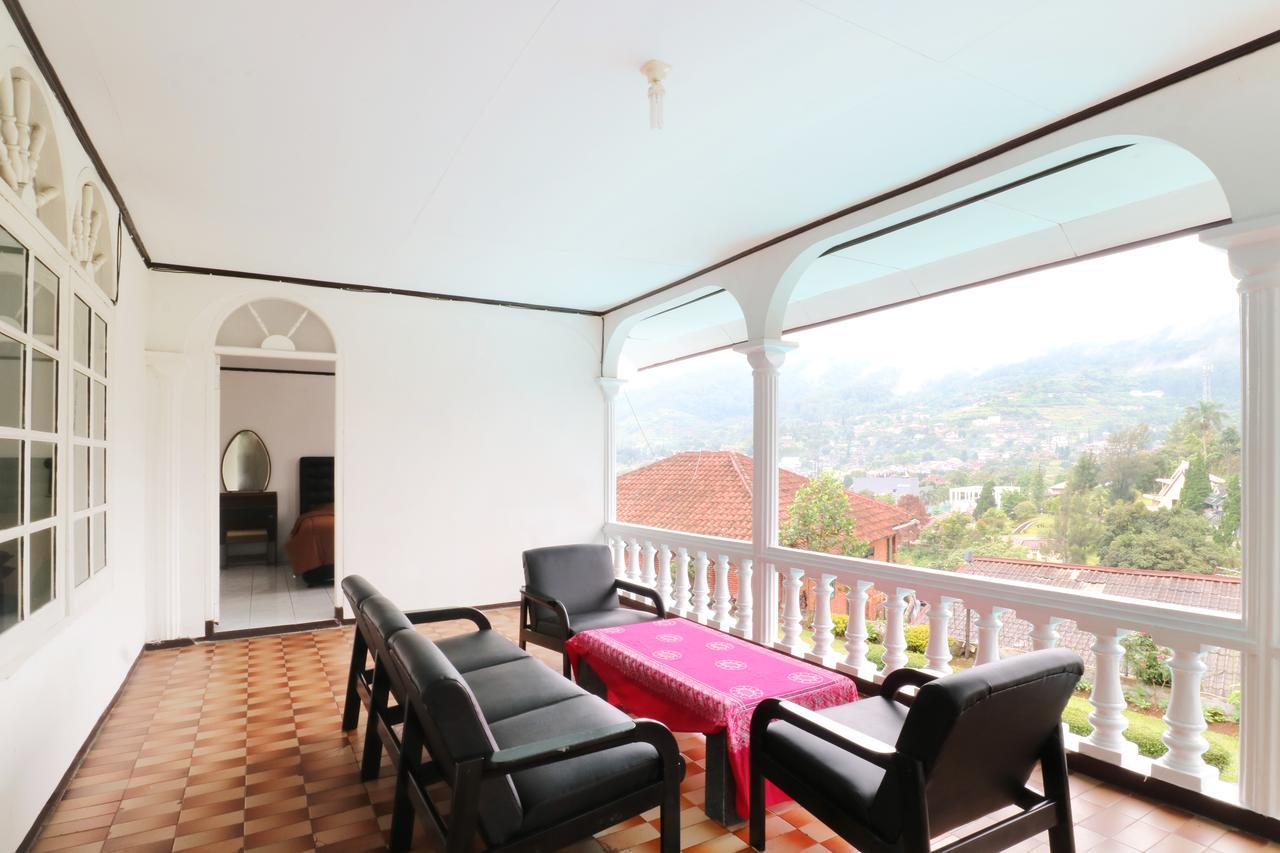 Villa Madani Paragajen Экстерьер фото
